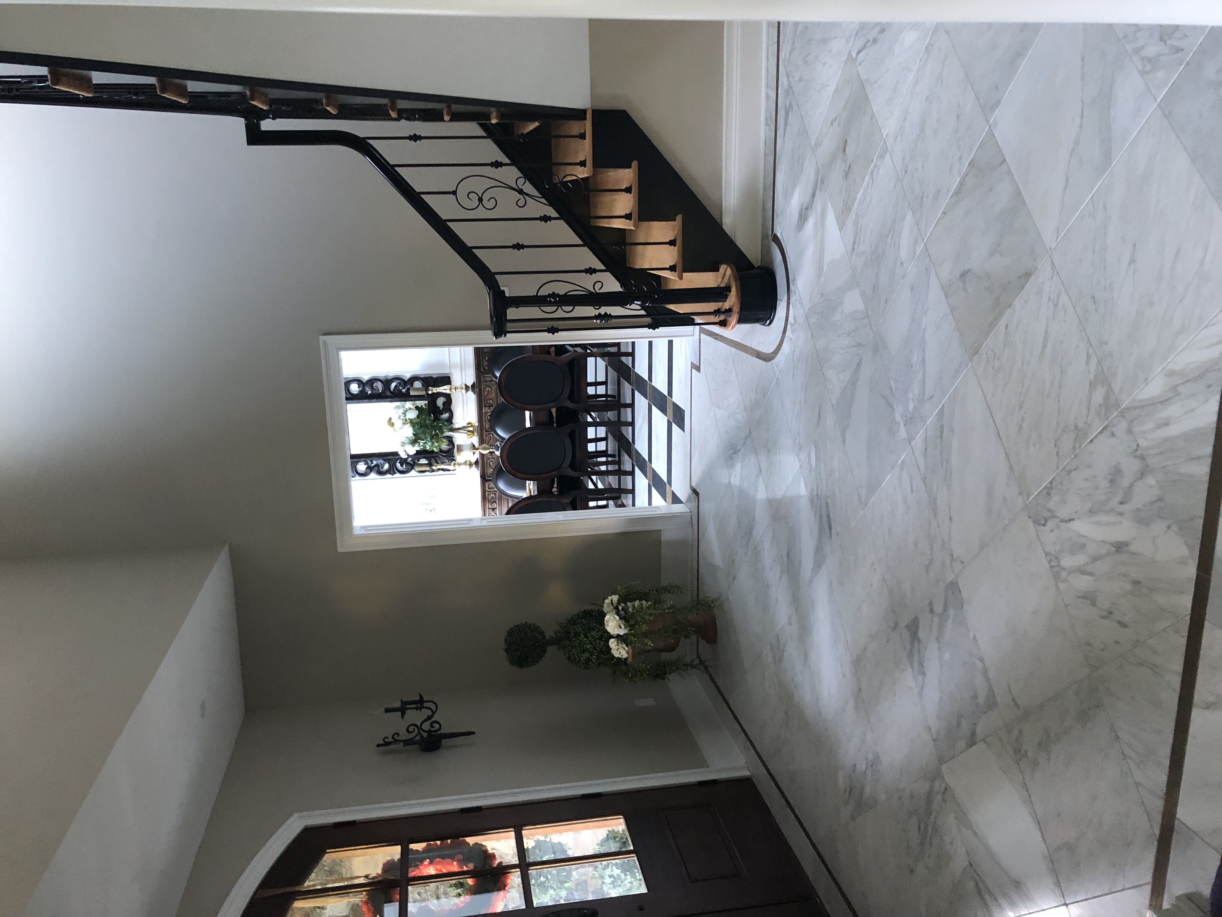 A view of the dining room entryway from the foyer